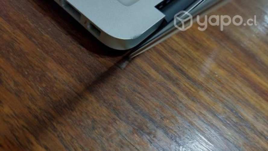 Macbook Air 2015 13,3" i5/8 Ram/250 SSD