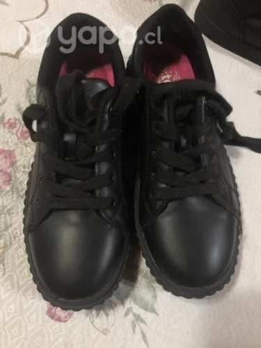 Zapato escolar de niña