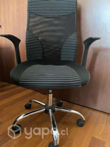 Silla escritorio buen estado