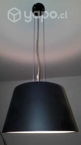 Lampara Metálica color Negro con piolas de acero