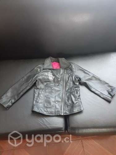 Chaqueta de cuero marca barbie talla 4