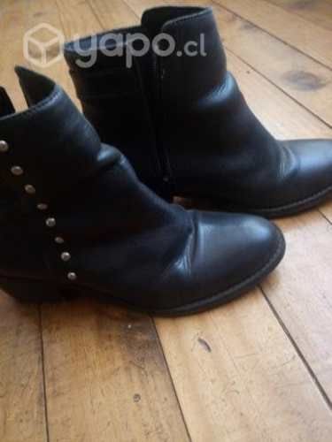 Botines cuero Apology