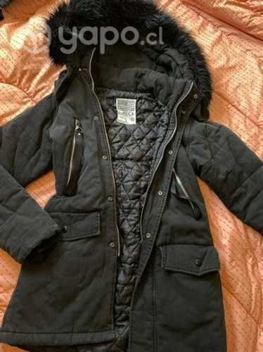 Chaqueta negra muy abrigada