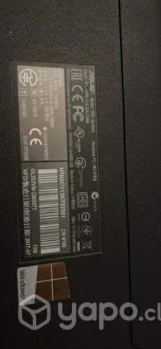 Pc gamer luces rojas modelo GL552VW