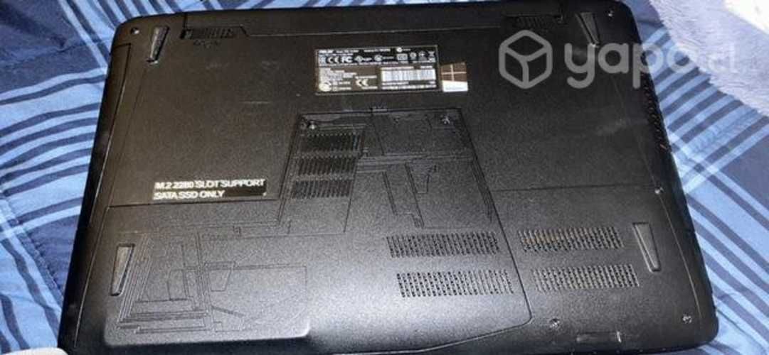 Pc gamer luces rojas modelo GL552VW