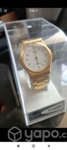Reloj Casio dorado mtp-1130