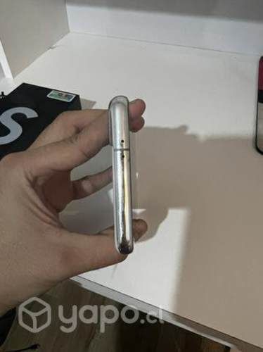 Galaxy S21 256gb + Galaxy watch 42mm