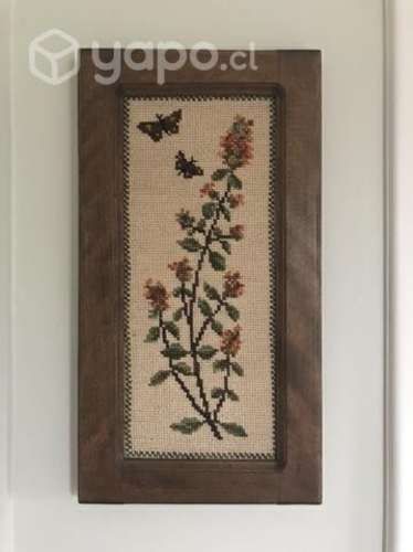 Cuadro bordado unto cruz