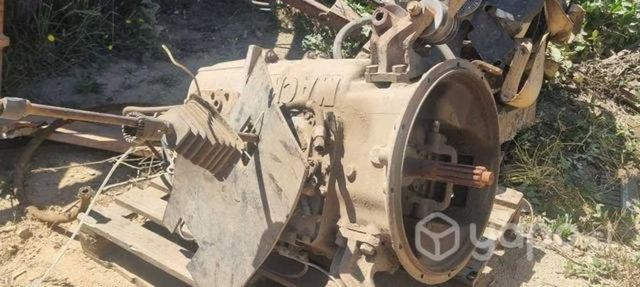 Caja de cambios Mack Rd688