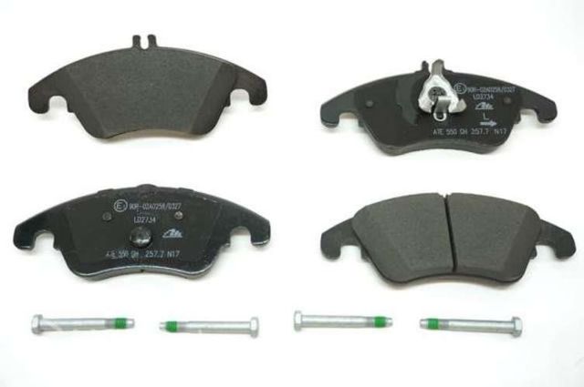 Juego de pastillas de freno Mercedez Benz clase C+