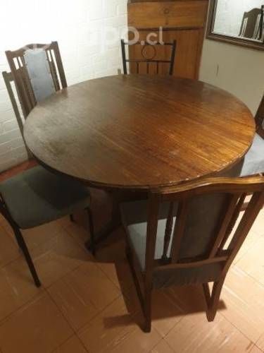 Comedor Mesa con 5 sillas