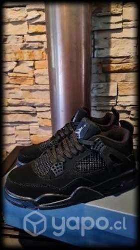 Air 4 Black numero 43