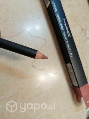 Lápiz delineador de labios Mac