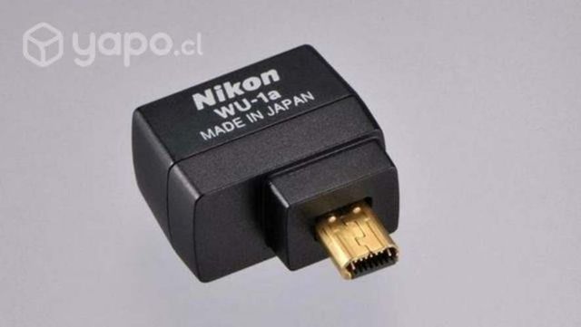 Camara de fotos Nikon D3200 roja