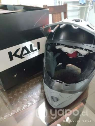 Casco integral Kali Zoka