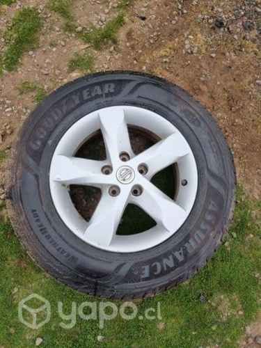 Llanta y neumático aro 16 nissan Qashqai año 2013