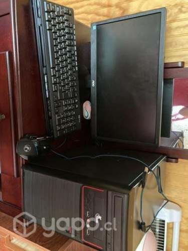 Pc de escritorio prácticamente nuevo