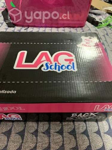 Zapatillas nuevas escolares