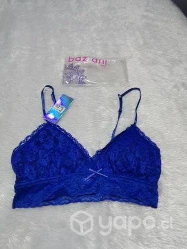 Encaje precioso azul rey