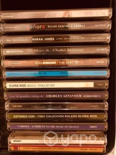 CDs varios Elvis Roy Orbison Mecano Mana U2 Marley