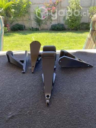 Soporte para casco de moto + llaves