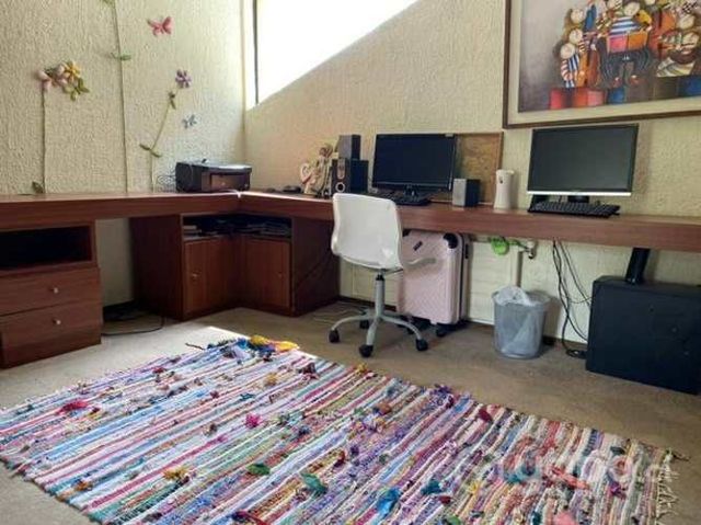 Escritorio-estación modular perimetral