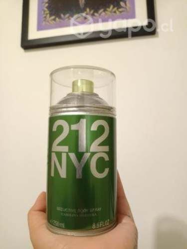 Perfume spray 212 NY Carolina Herrera