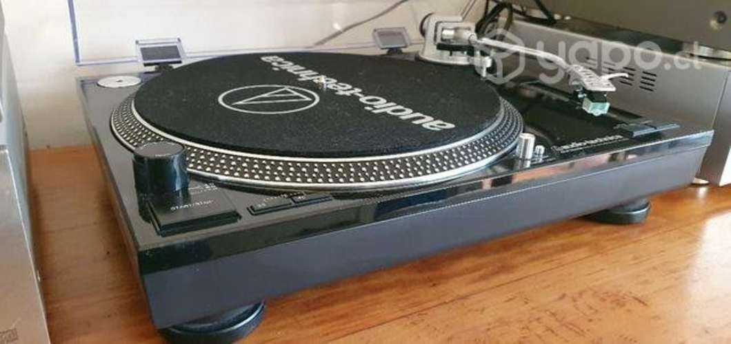 Tornamesa Audio technica