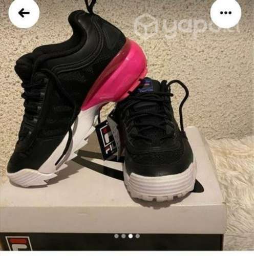 Zapatilla más fila