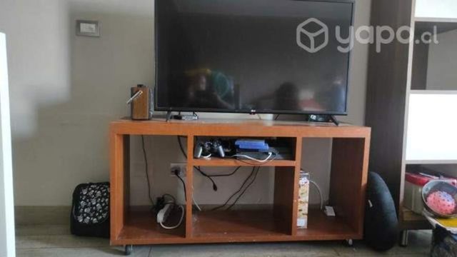 Mueble para pantalla