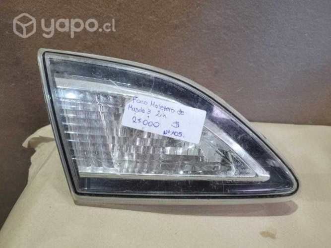 Foco maletero izquierdo de mazda 3