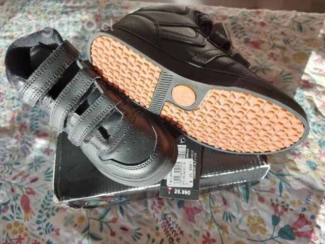 Zapatillas maui 34 con pantalón