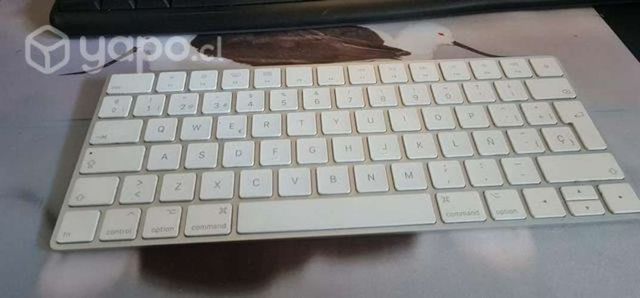 Teclado Apple Mac inhalambrico, muy poco uso