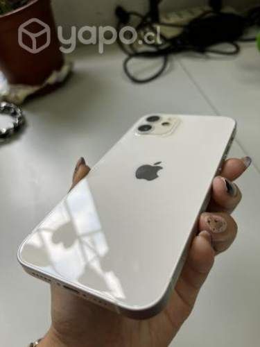 IPhone 12 normal , 64GB Impecable