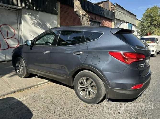 Hyundai Santa Fe 2016 2.4 GLS Mecánica