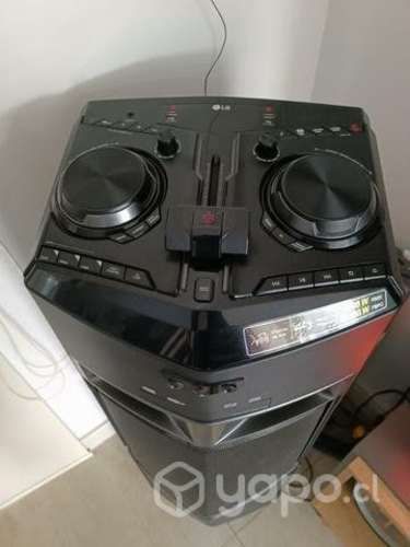 Reproductor de Sonido LG OJ98 Todo en Uno
