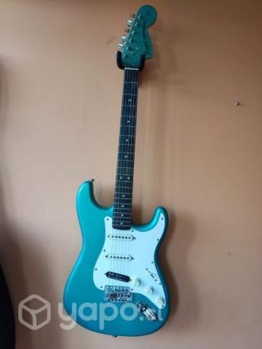 Guitarra electrica Squier Fender Affinity reacondi