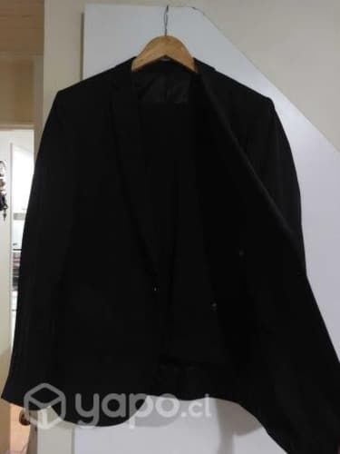 Traje negro completo nuevo talla 50