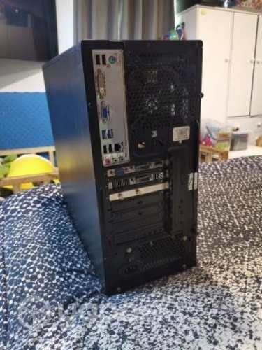 Computador escritorio