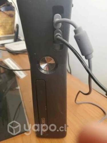 Xbox, Kinect, 2 Controles, 14 Juegos