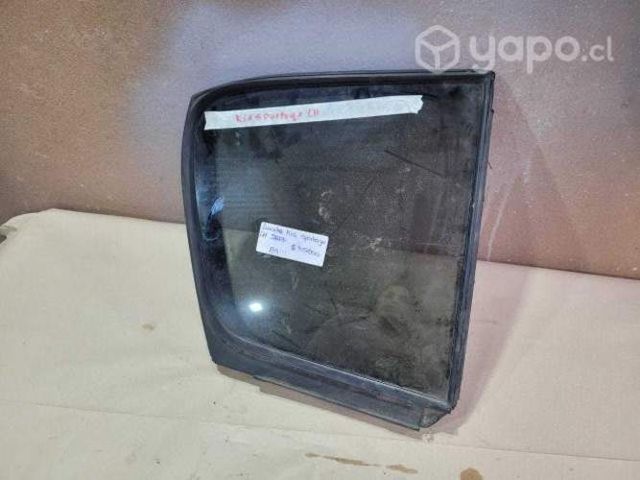 Luneta izquierda kia sportage 2017