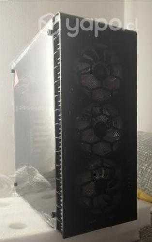 Gabinete gamer nuevo en su caja