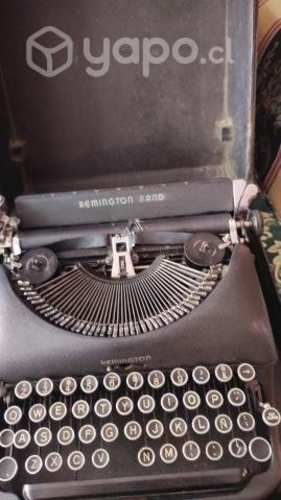 Máquina de e escribir antigua