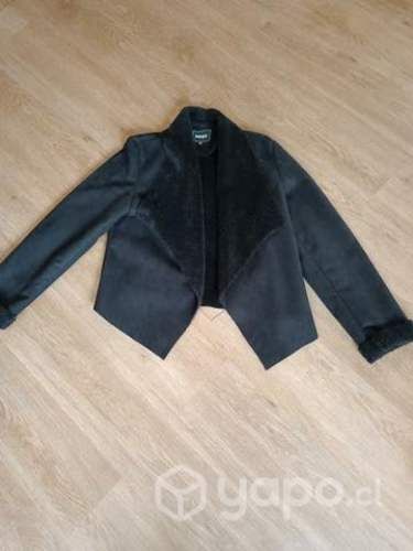 Chaqueta corta tipo tapado