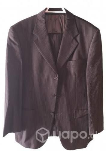 Terno Negro, Pierre Cardin