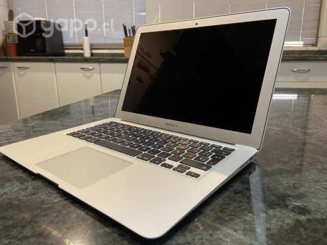 MacBook Air (13-inch, 2017)