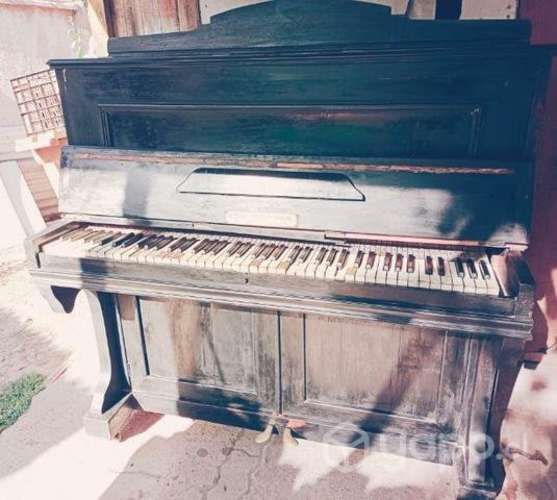 Piano alemán antiguo
