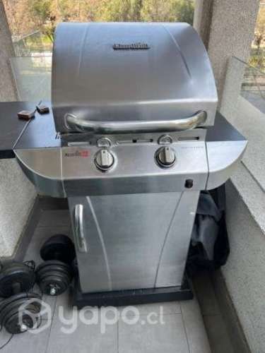 Parrilla Char- Broil dos quemadores