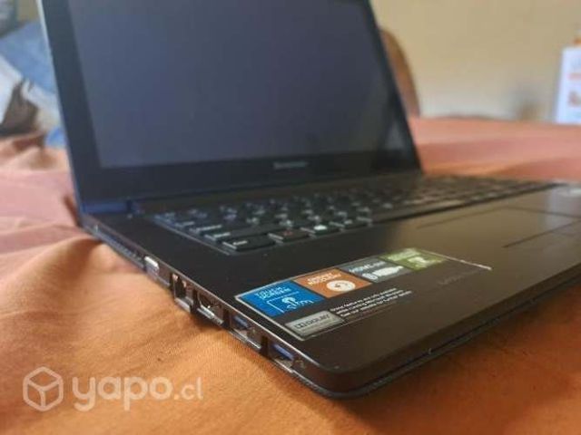 Lenovo G400S Touch 14&quot; i5 2.6ghz 8GB ram 500GB HDD