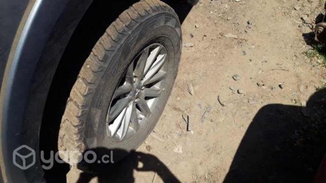 Llantas aro 17 originales Mitsubishi l200 2019